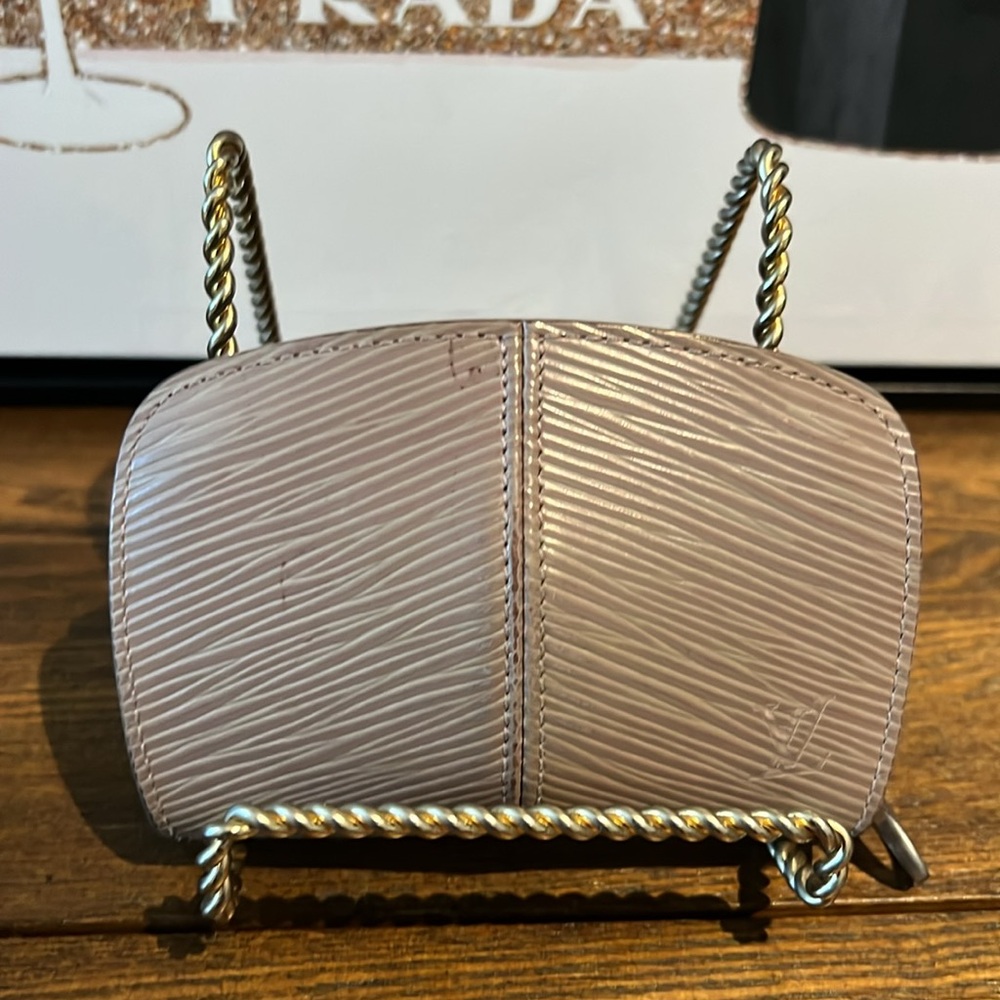 Louis Vuitton Epi Leather Demi Lune Coin Purse